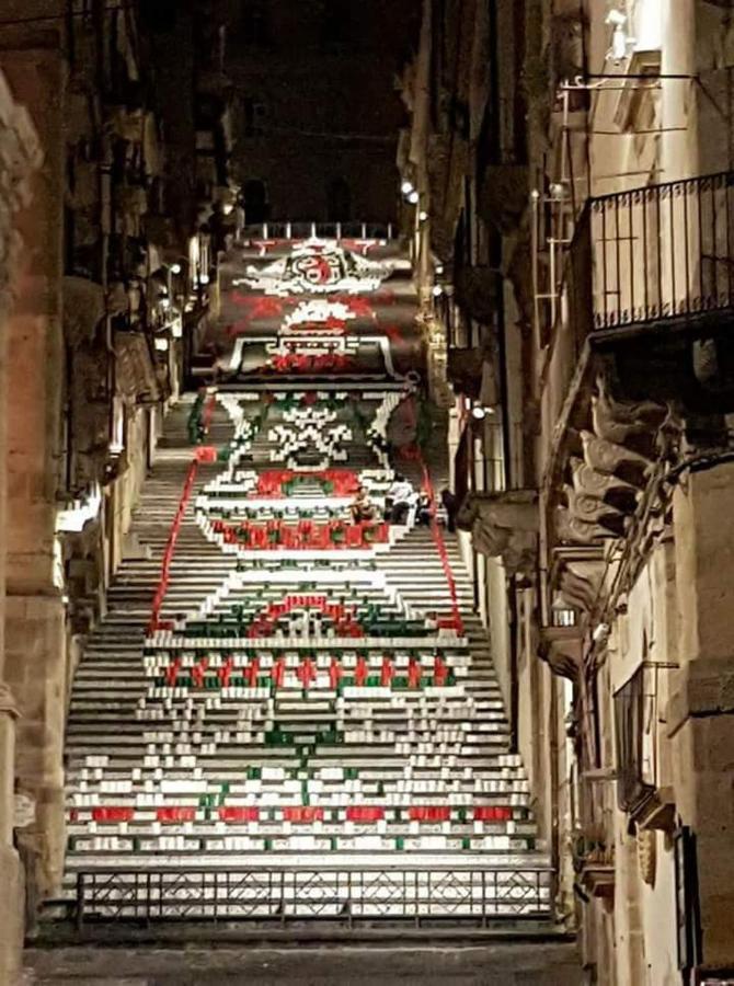 B&B Con Cucina La Ninfea Caltagirone Exteriér fotografie
