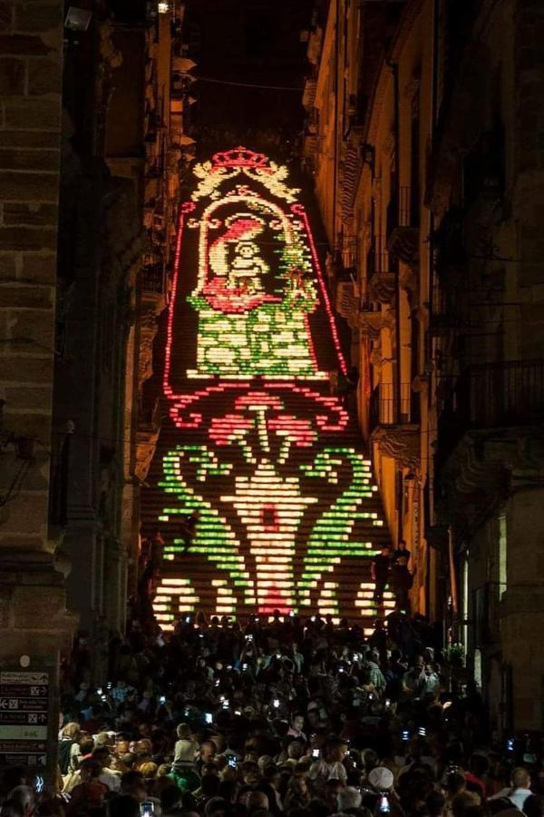 B&B Con Cucina La Ninfea Caltagirone Exteriér fotografie